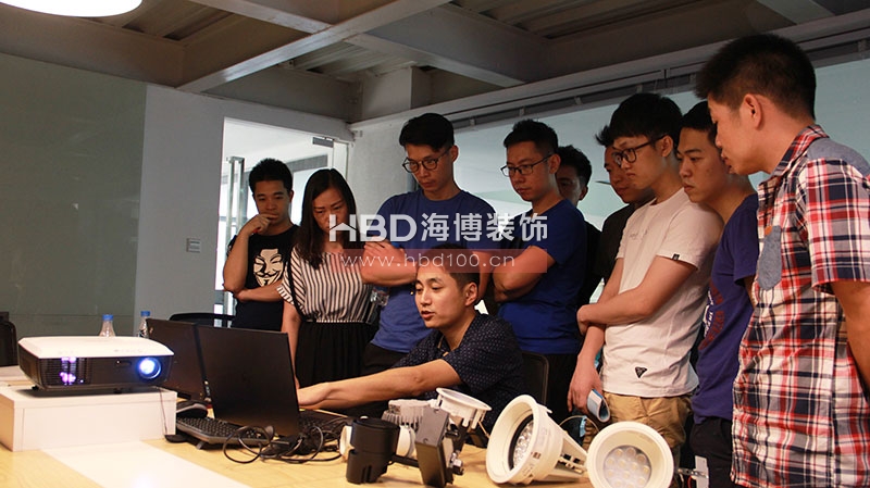 曲偉天培訓(xùn)會(huì),照明設(shè)計(jì)手法培訓(xùn)會(huì),海博裝飾.jpg